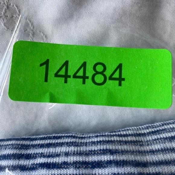 Banana Republic Factory Women's Blue/White Stripe Lightweight Sweater Top Small - Picture 9 of 9